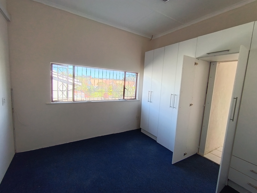 4 Bedroom Property for Sale in Berea Eastern Cape